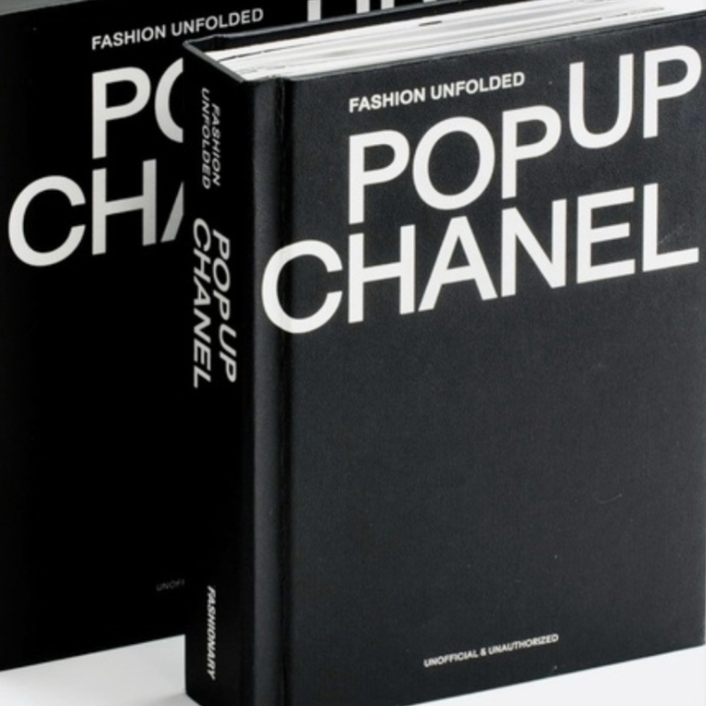 CHANEL Black and White Pop-Up Fashion Book New